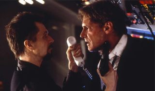 Air Force One Gary Oldman holds Harrison Ford at gunpoint