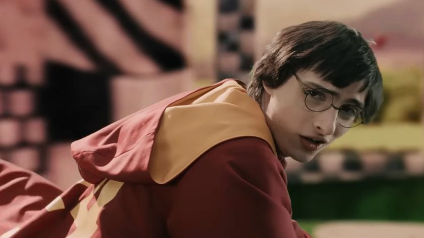Finn Wolfhard dresses up as Harry Potter on SNL.