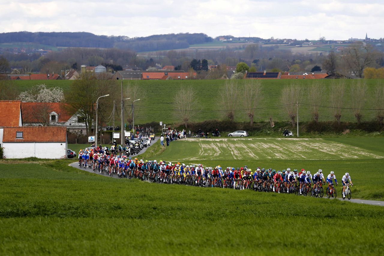 Ronde van Vlaanderen 2022 - Tour of Flanders - 106th Edition - Antwerp - Oudenaarde 272,5 km - 03/04/2022 - Scenery - Peloton - photo Dion Kerckhoffs/CV/SprintCyclingAgency&Acirc;&copy;2022