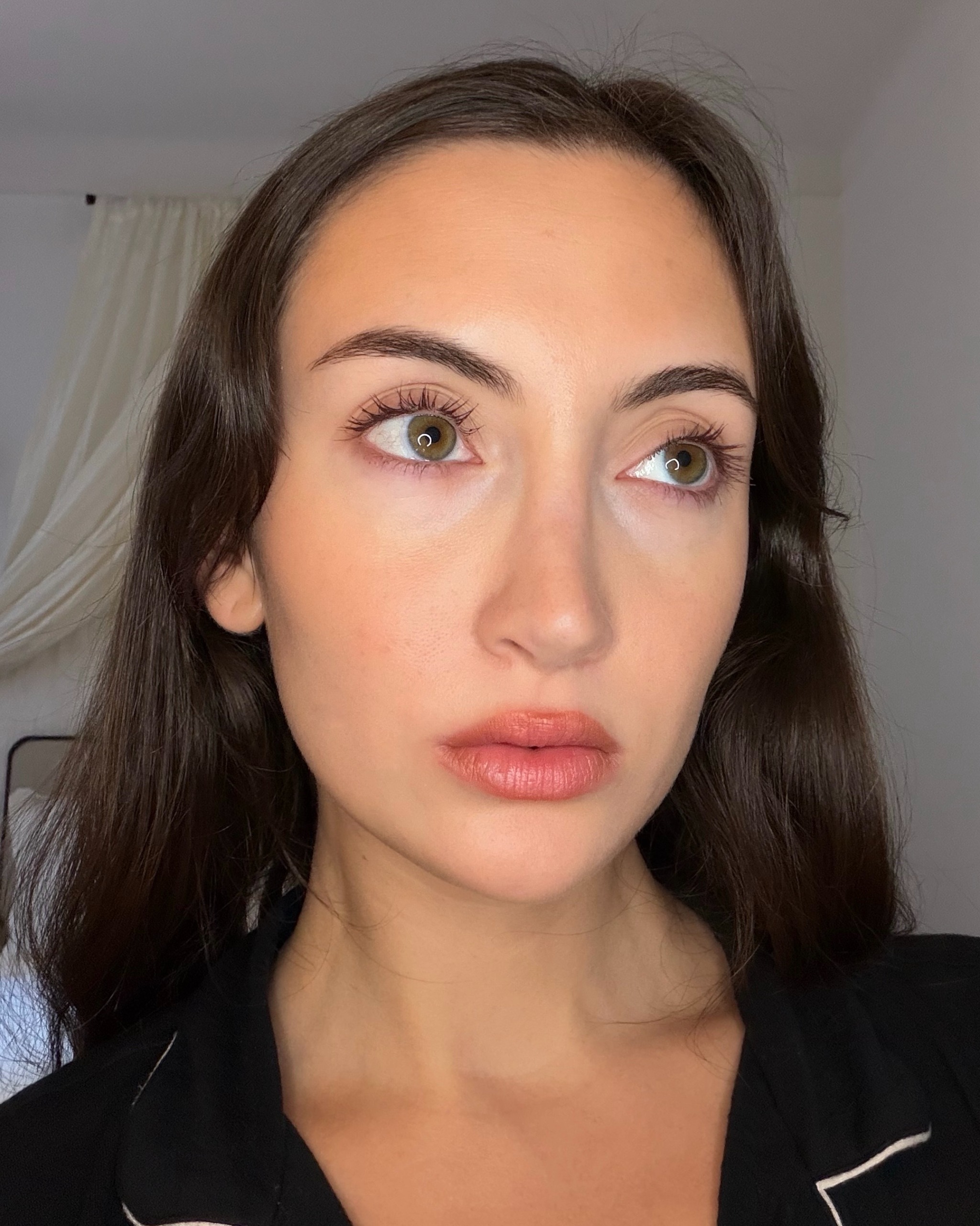 Alyssa Brascia with groomed brows.