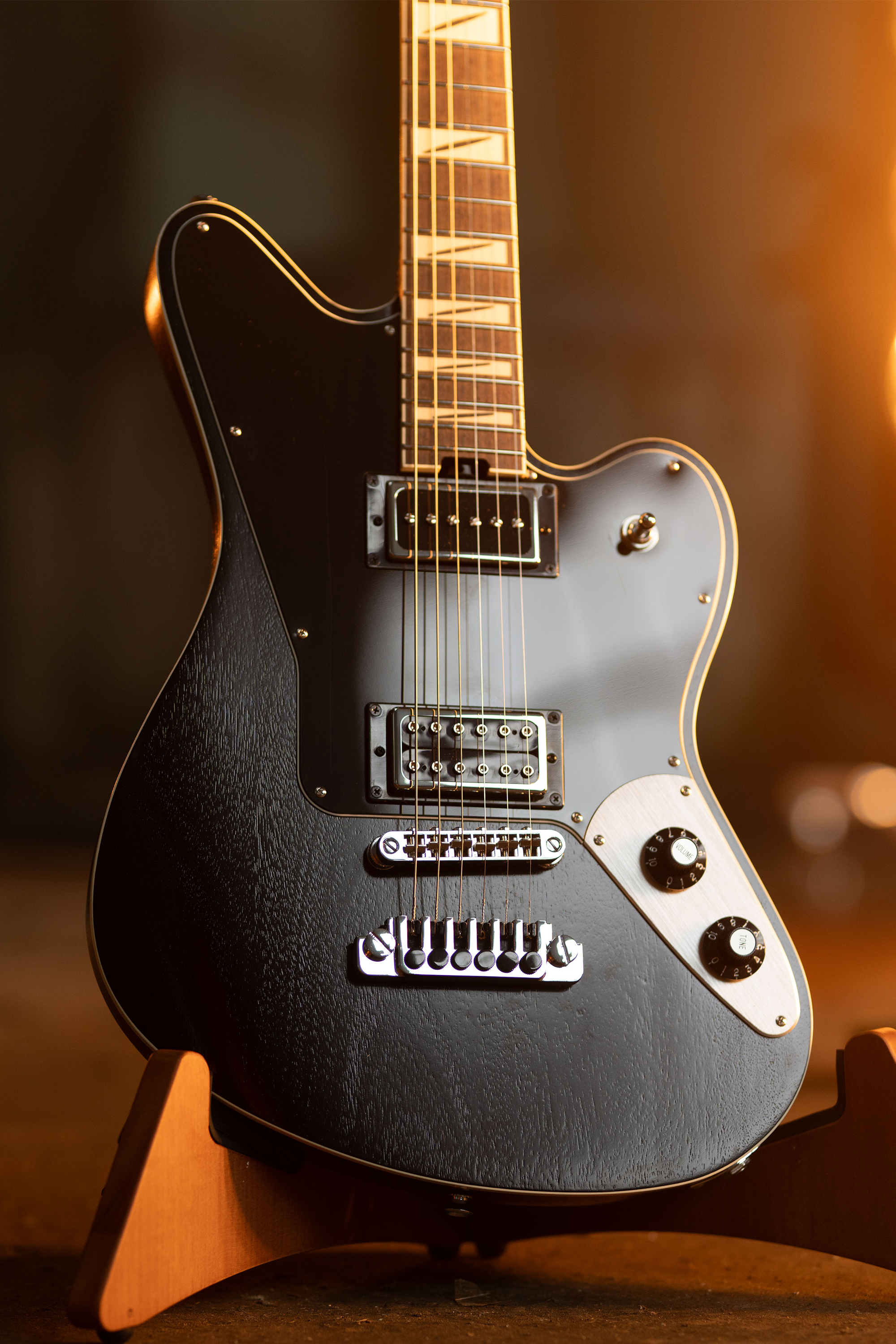 An image of the Jackson Pro Series Lee Malia LM-87 electric guitar