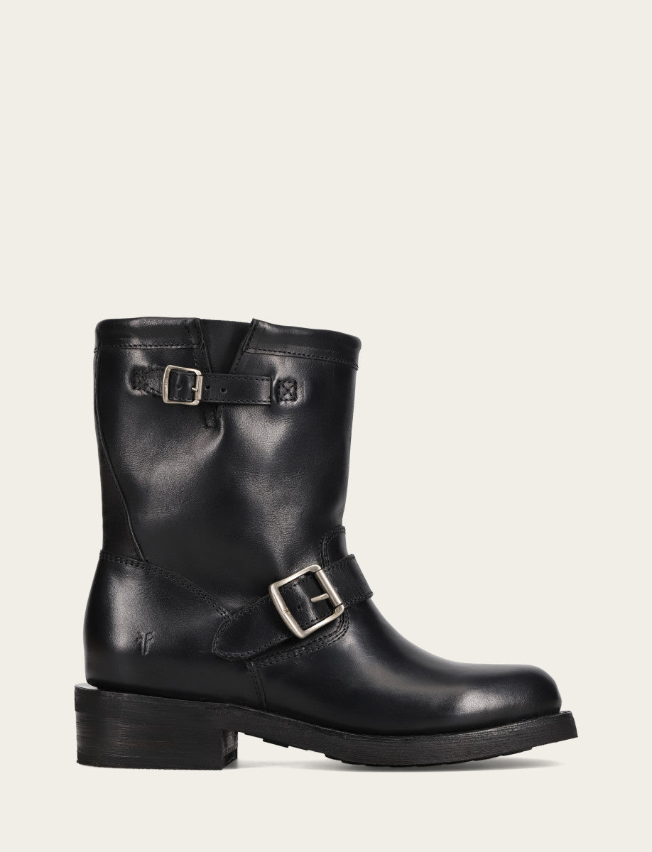 Viv Short Engineer in Black