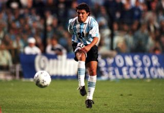 Marcelo Gallardo in action for Argentina in November 1997.