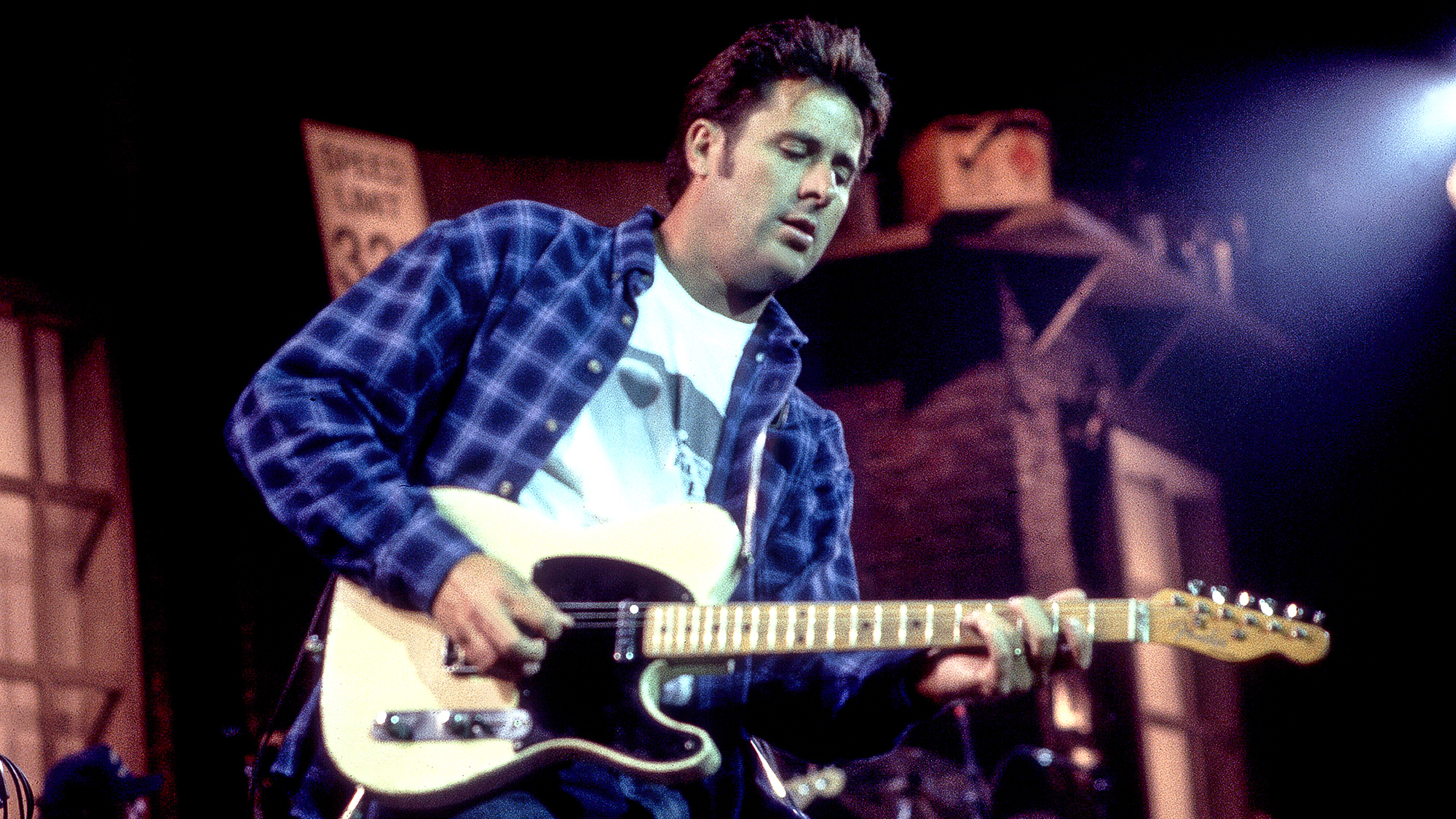 American Country musician Vince Gill performs onstage at Summerfest, Milwaukee, Wisconsin, July 10, 1995.