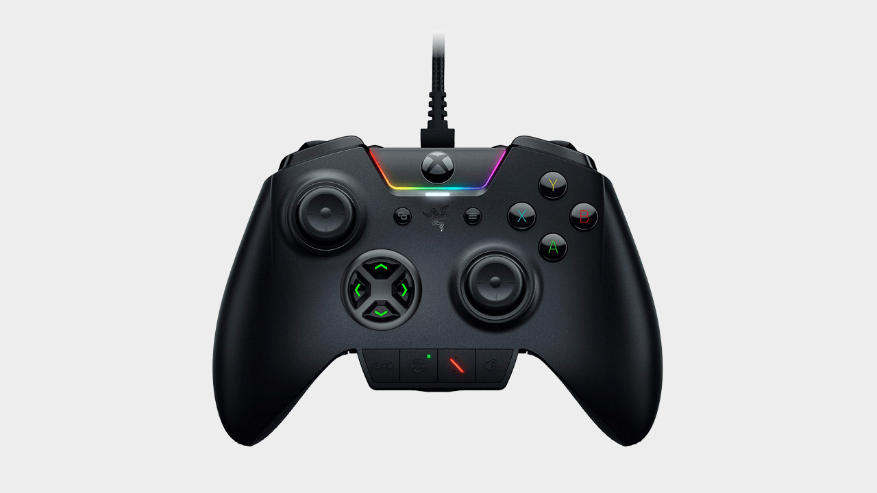 Razer Wolverine Ultimate controller pictured front-on.