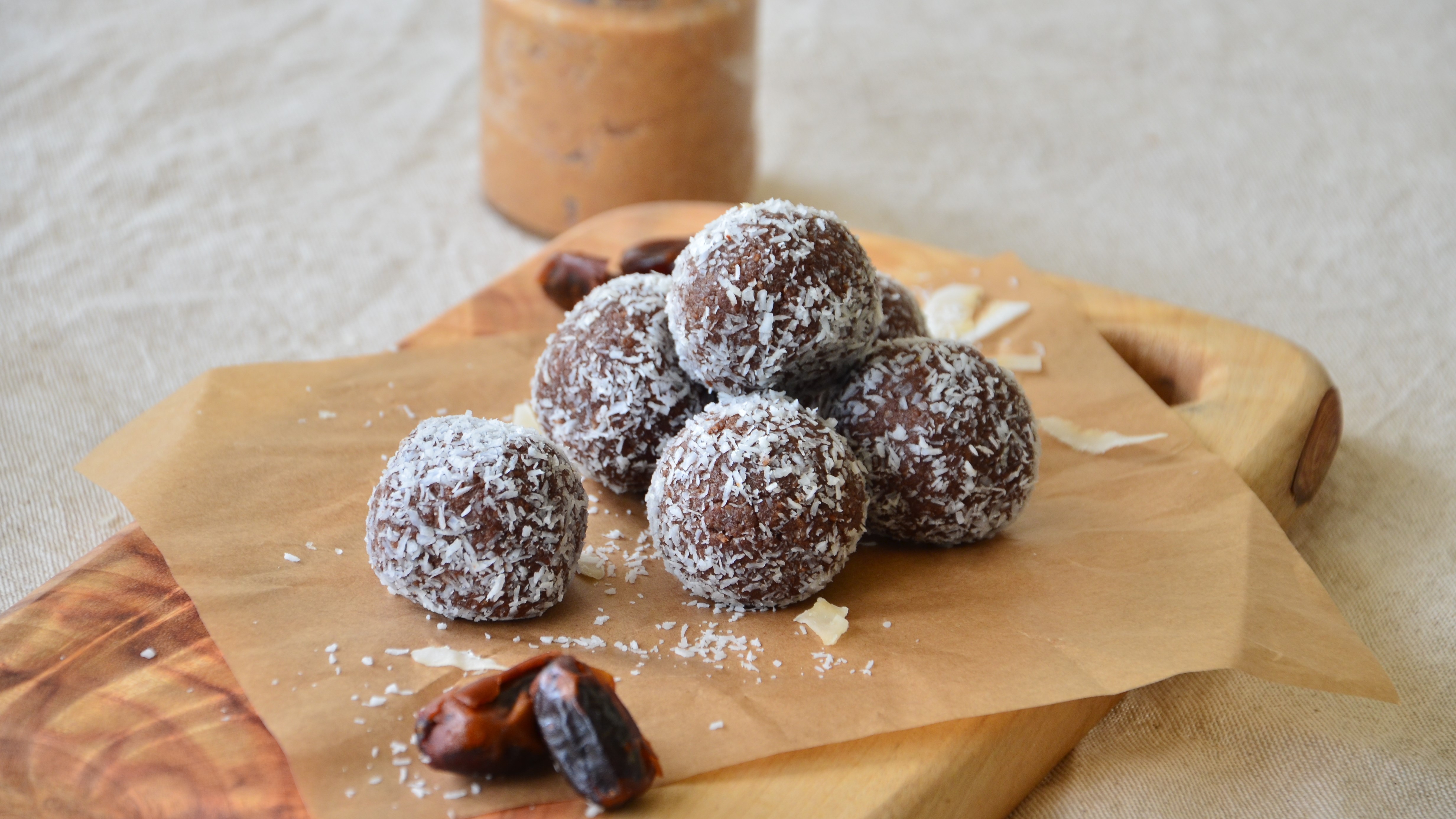 A photo of some bliss balls - one of the best healthy snacks