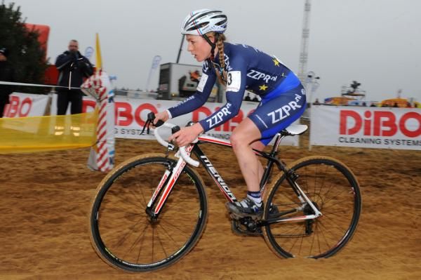 Daphny van den Brand (ZZPR.nl) on her way to a win