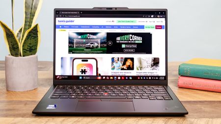 Lenovo ThinkPad X1 Carbon Gen 14 Aura Edition