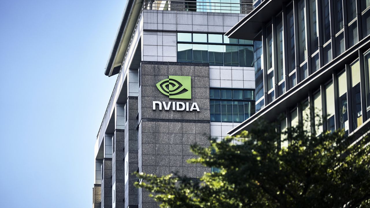 九人因走私 Nvidia B300 遭台灣起訴