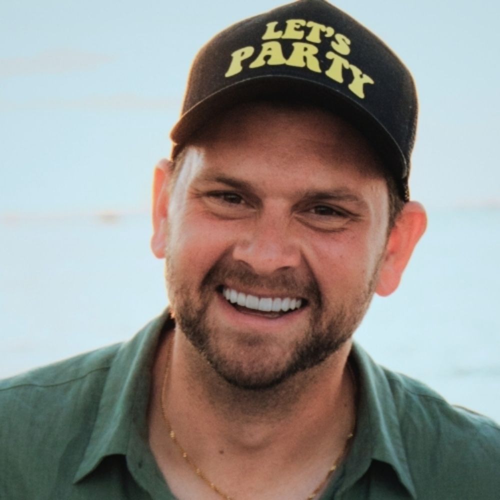 A headshot of Kyle Taylor