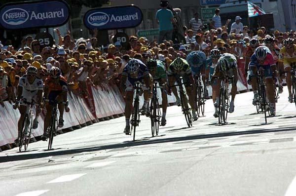 The sprint in full swing.