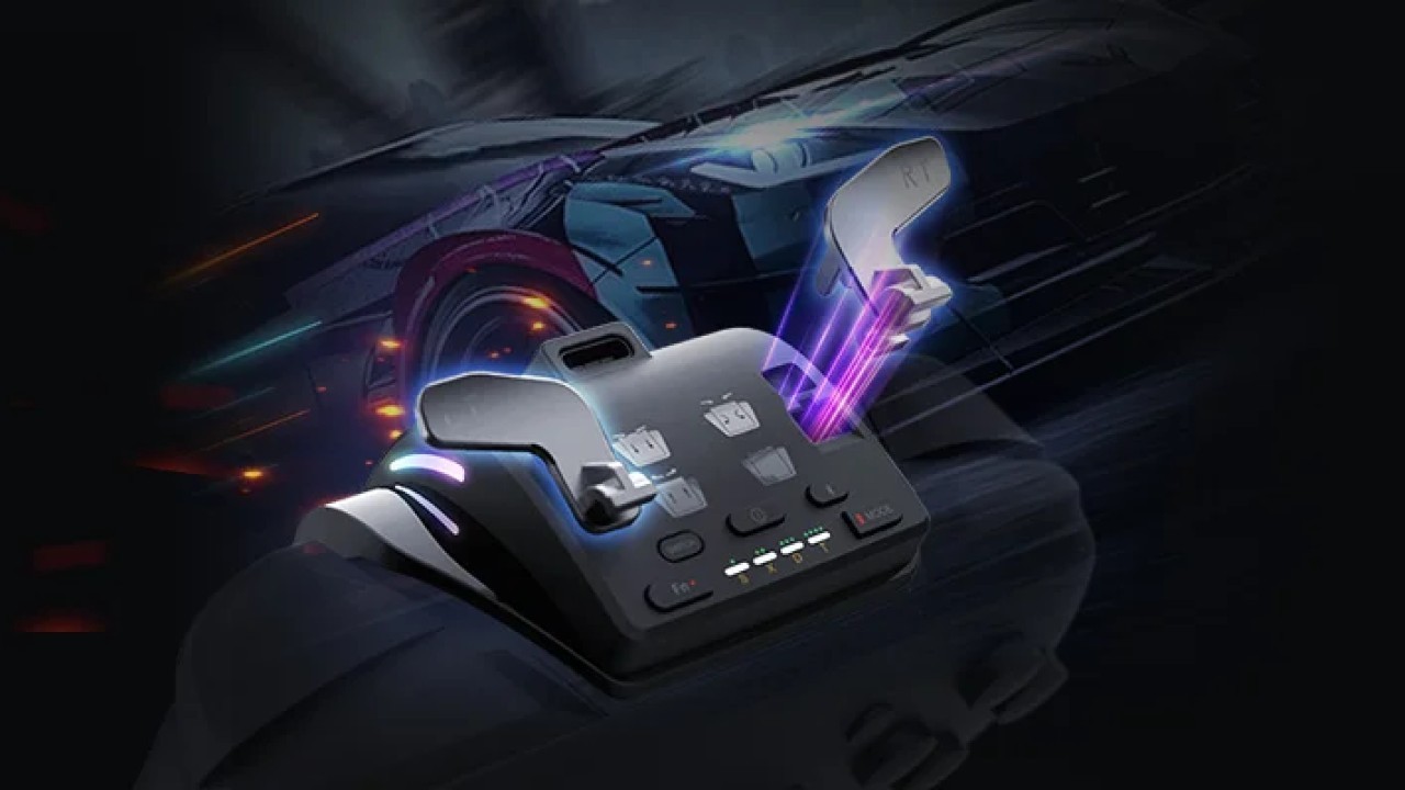 Close up on detachable triggers on JSAUX Voidjoy Elite Extender controller adapter