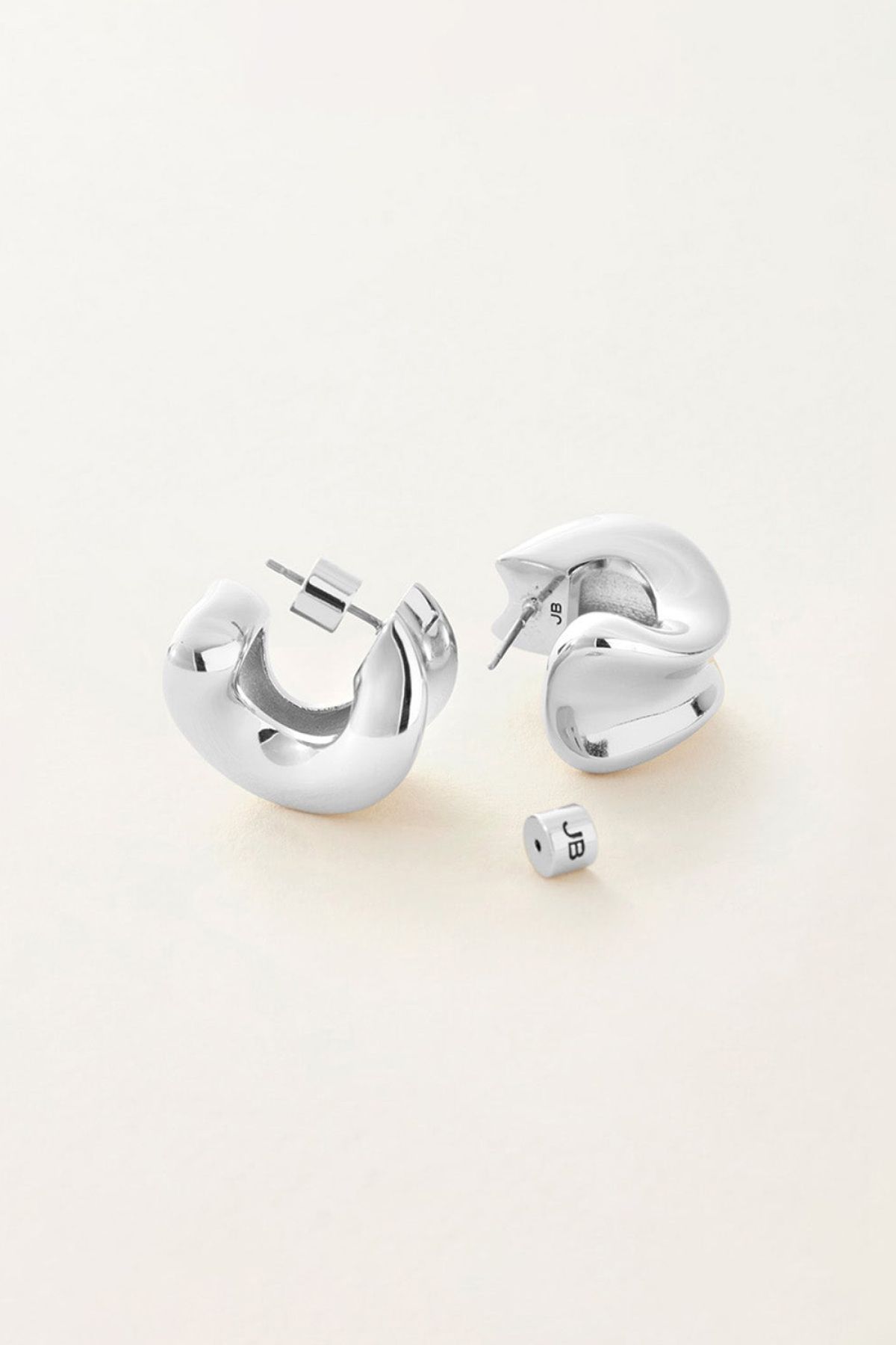 JENNINGS MINI CHUNKUY HOOP EARRINGS