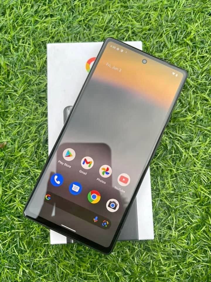 Google Pixel 6a retail unit