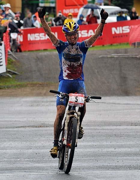 Catharine Pendrel (Luna) won at Mont-Sainte-Anne in 2009.