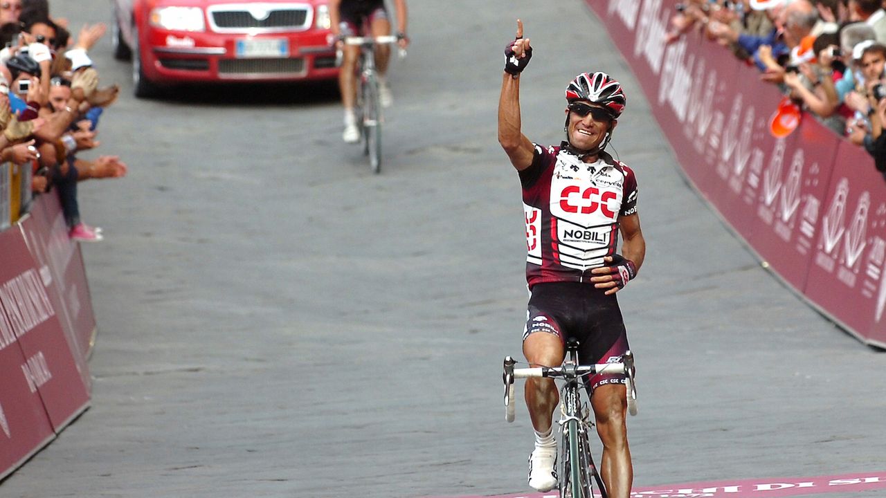 Alexandr Kolobnev (CSC) won the inaugural Monte Paschi Eroica in 2007