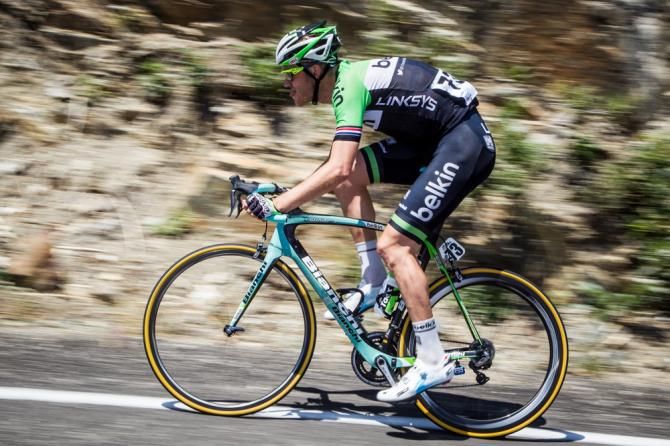 Lars Boom (Belkin) chasing the break hard on the descent