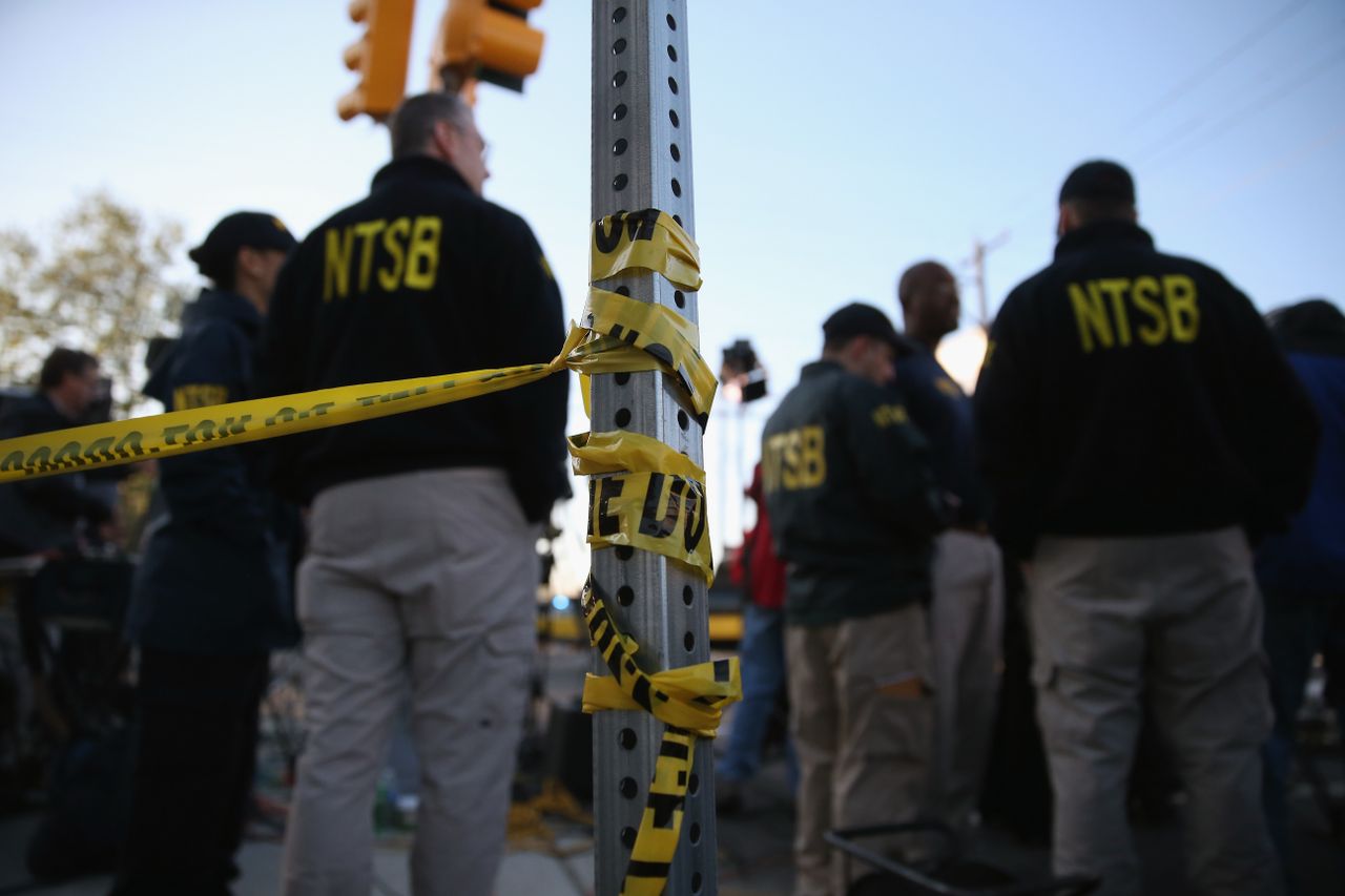 NTSB investigators