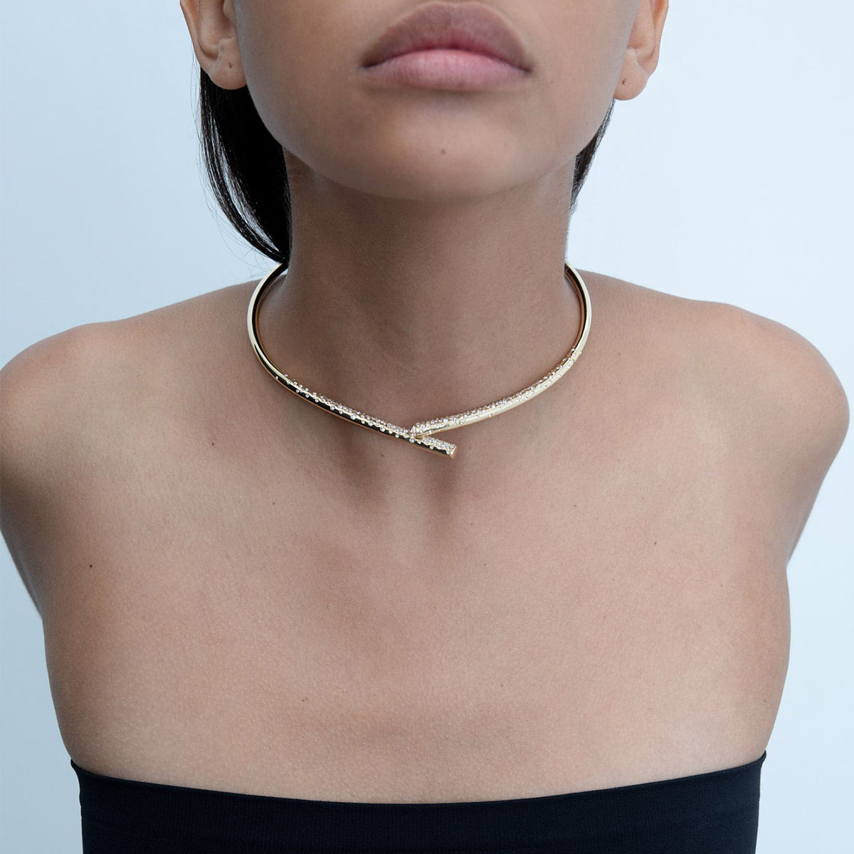 Collar Necklaces: The Biggest Jewelry Trend of 2024