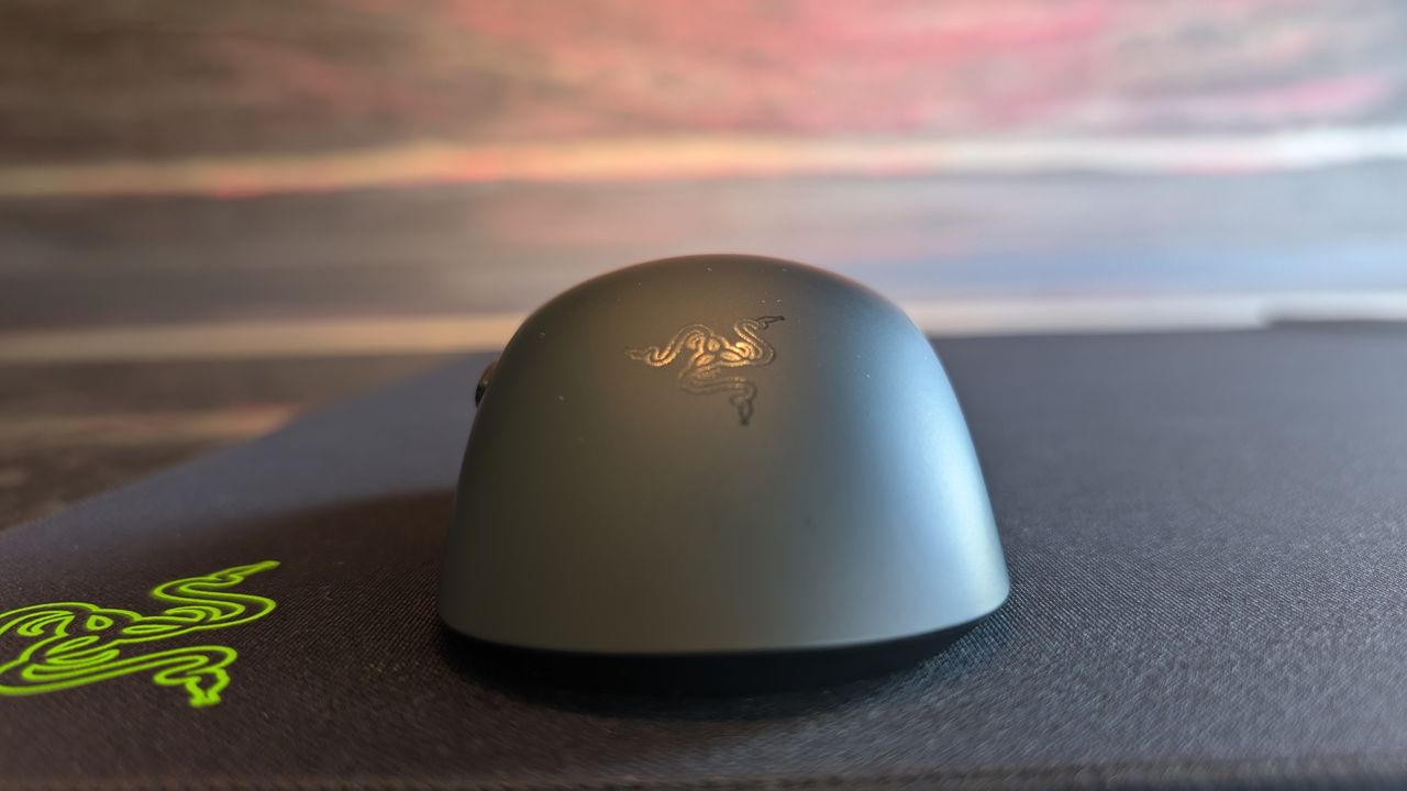 The Razer Viper V4 Pro gaming mouse pictured on the Razer Gigantus V2 Pro mouse mat.