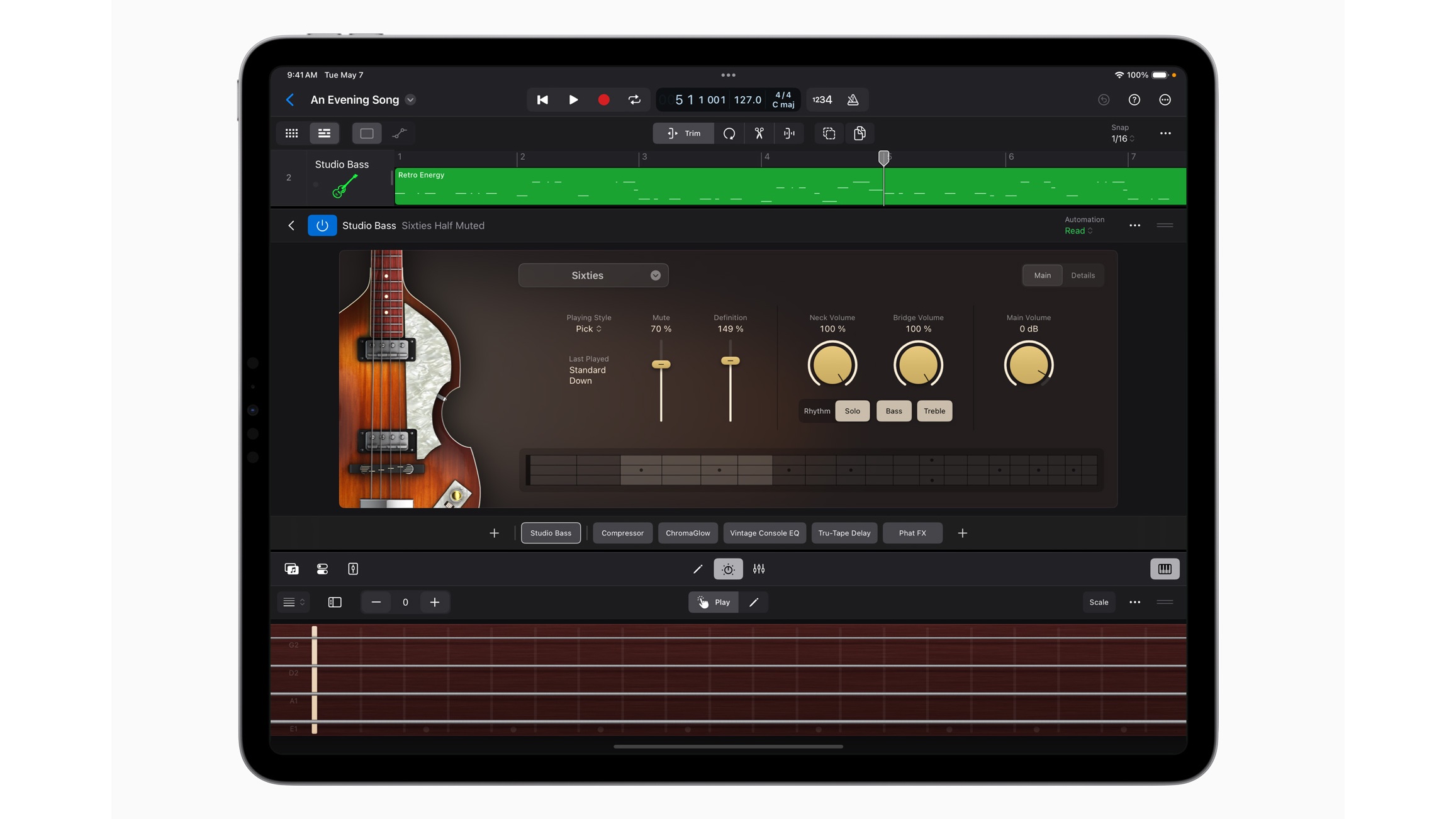 Проигрыватель бас-сессии в Logic Pro для iPad 2