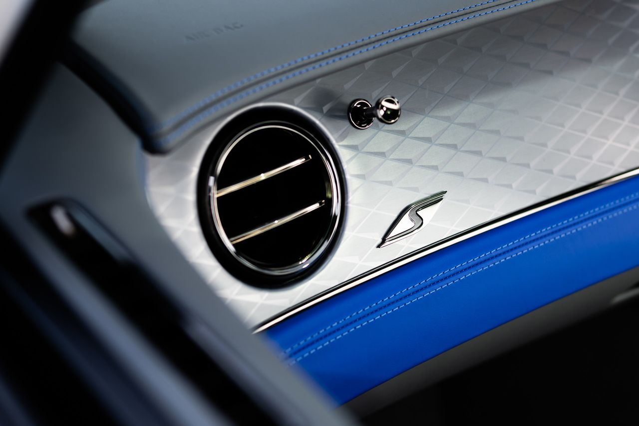 Bentley Continental GT S interior details