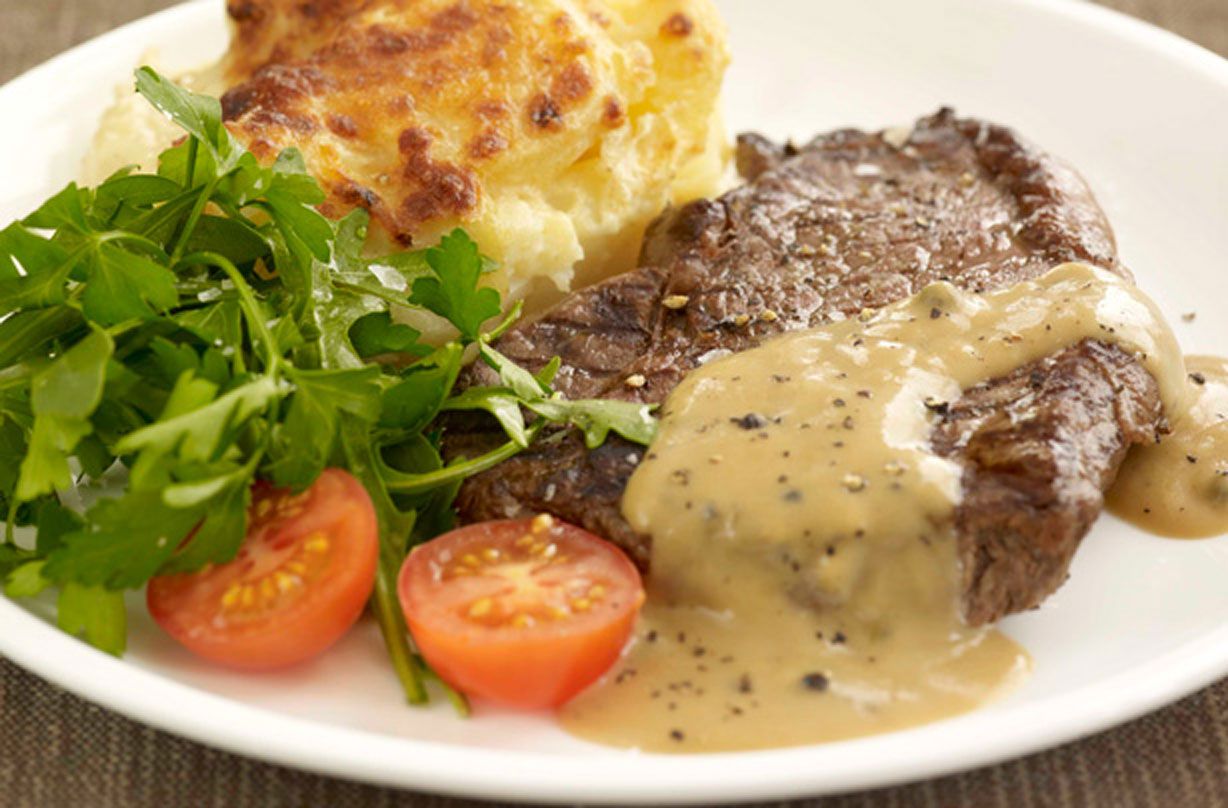 Brandy and peppercorn sauce