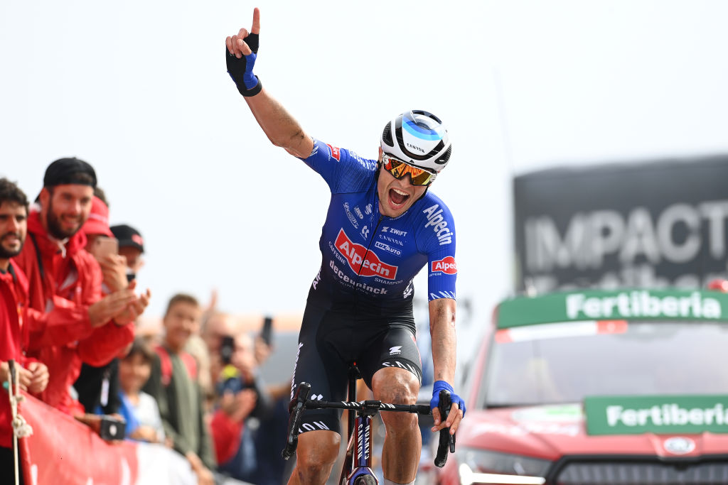 COLLU FANCUAYA SPAIN AUGUST 27 Jay Vine of Australia and Team AlpecinDeceuninck celebrates at finish line as stage winner during the 77th Tour of Spain 2022 Stage 8 a 1534km stage from Pola de Laviana to Collu Fancuaya 1084m LaVuelta22 WorldTour on August 27 2022 in Collu Fancuaya Spain Photo by Tim de WaeleGetty Images