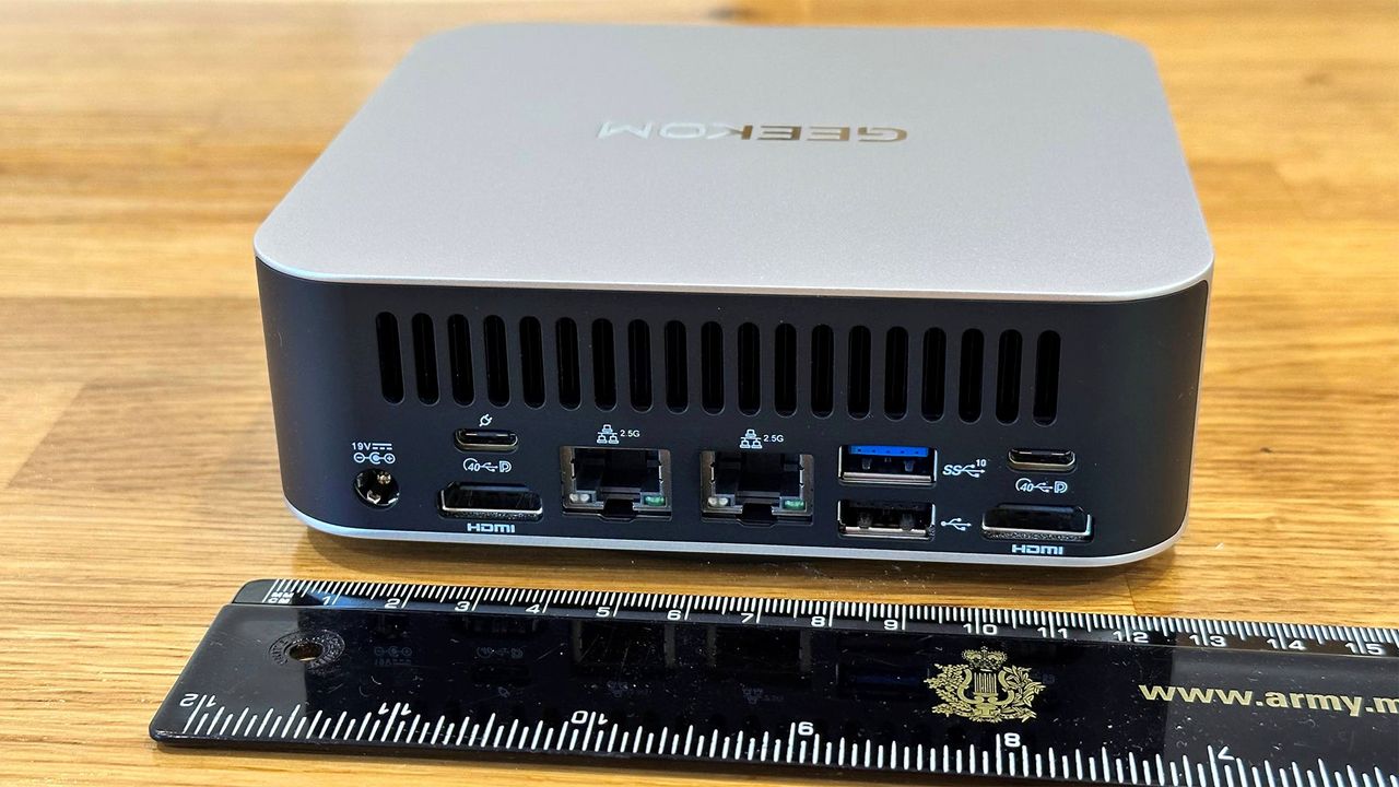 Geekom A9 Max 2026