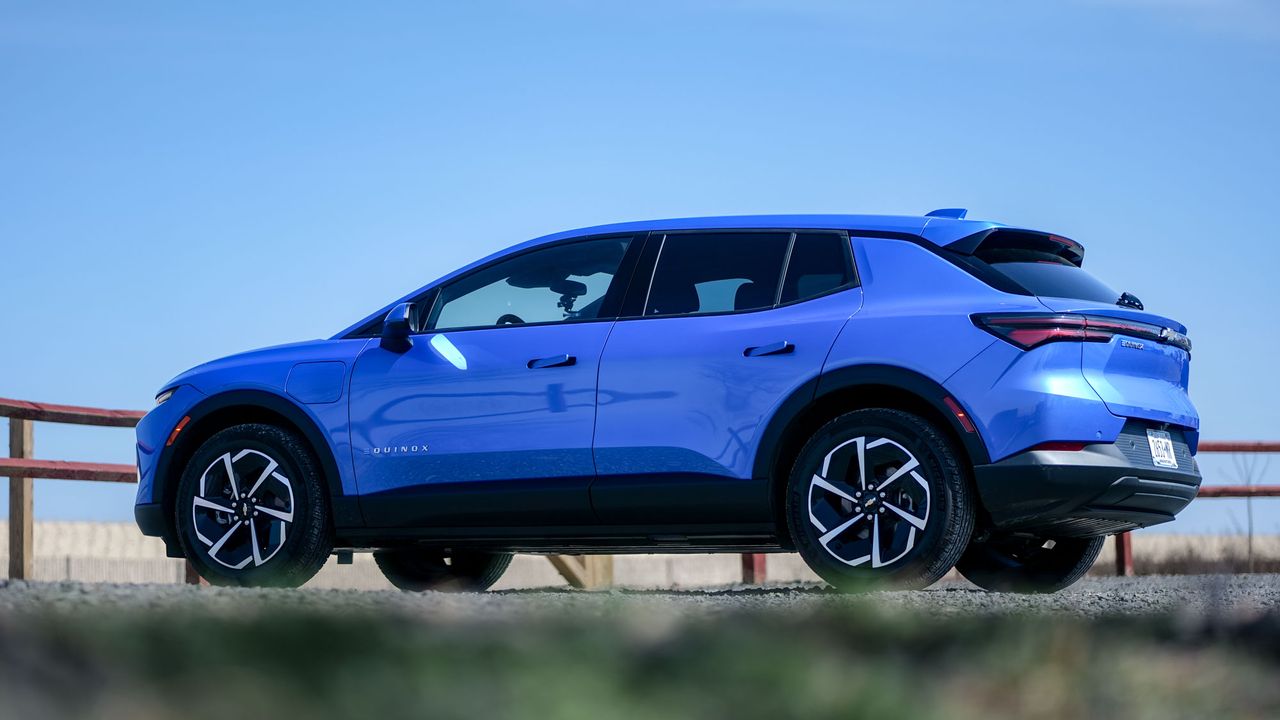 2025 Chevrolet Equinox EV LT test drive review.