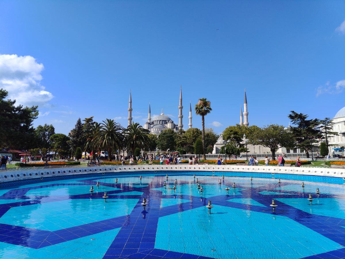 OnePlus 10T camera sample