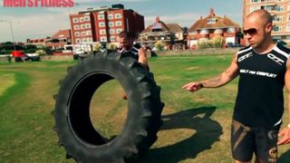 MF trains with UFC fighter Oli Thompson | Men's Fitness UK