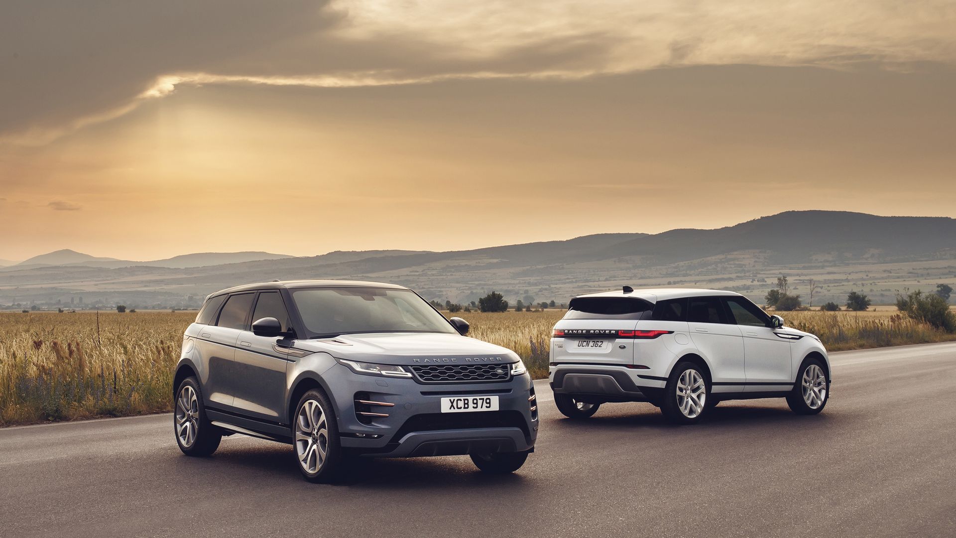 Range Rover's Evoque debuts new ClearSight tech TechRadar