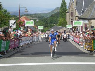 Freddy Bichot (Agritubel) wins the opening stage of Paris-Correze.