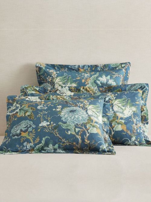 Dahlia Floral Pillowcases