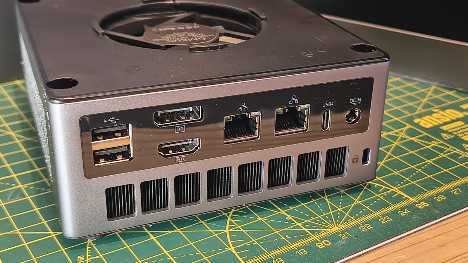 GMKtec NucBox M7 Ultra