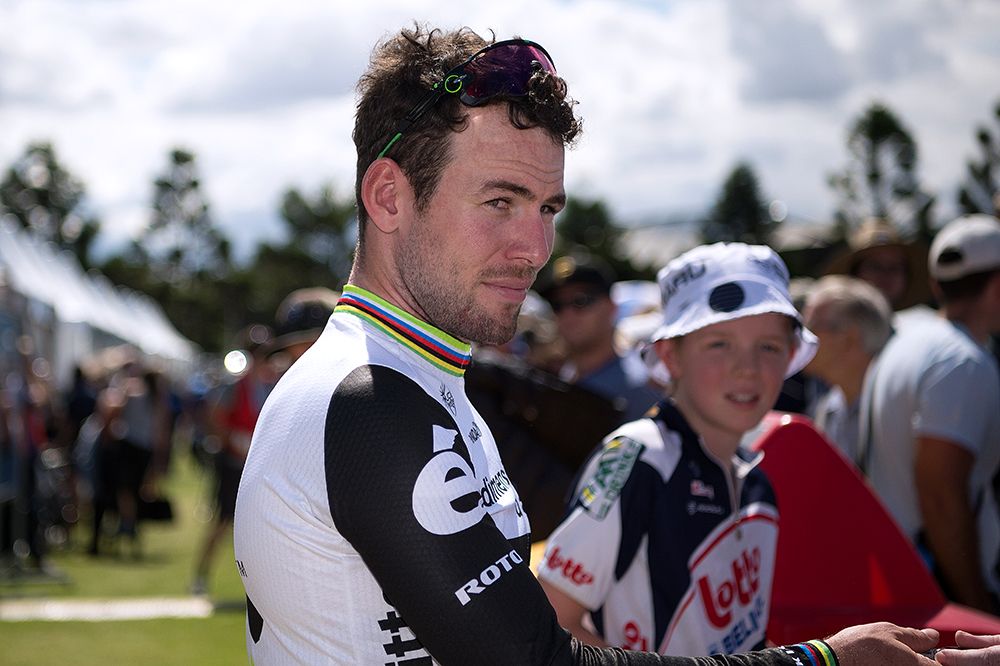 Mark Cavendish ahead of the race