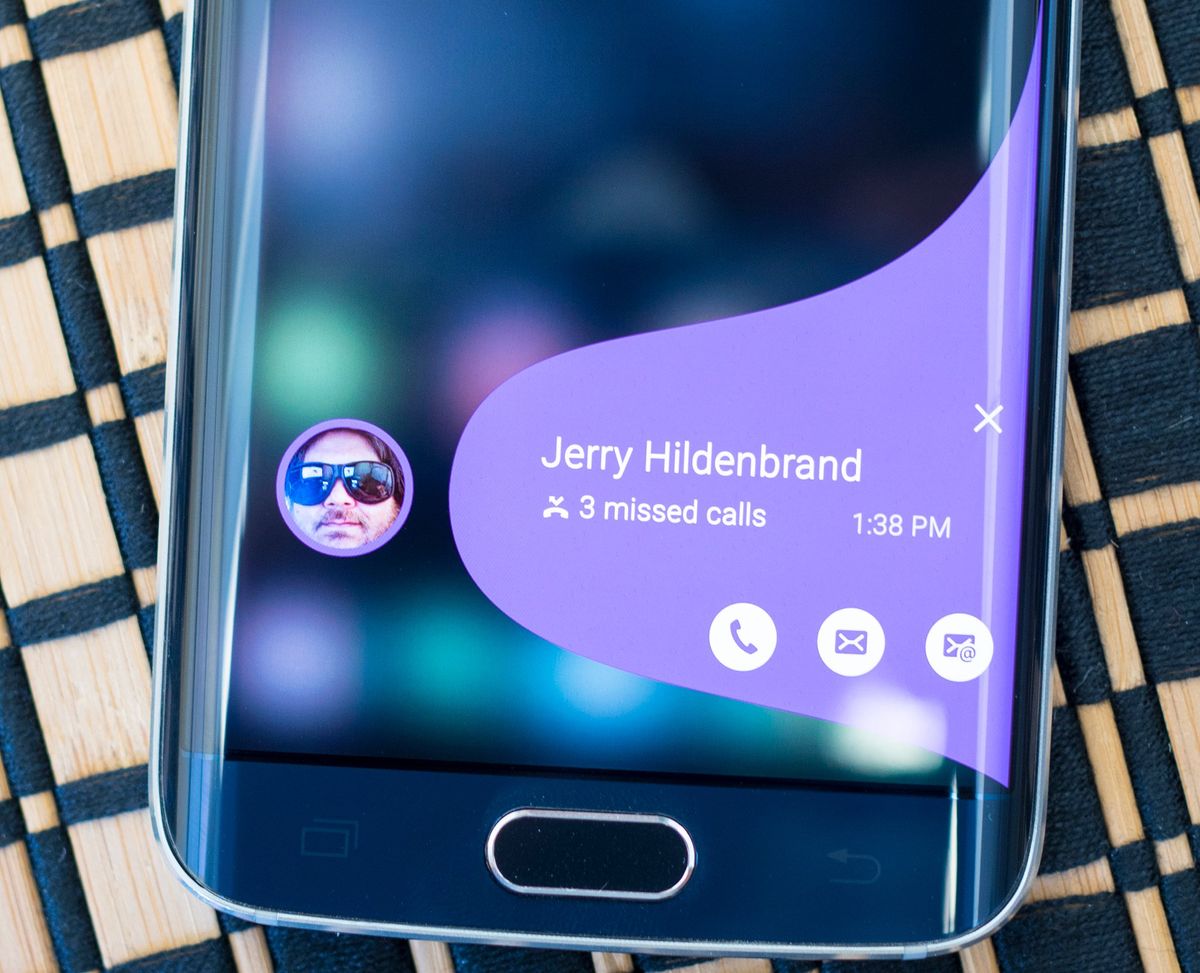 The Galaxy S6 edge: Here's what that crazy curved display can do