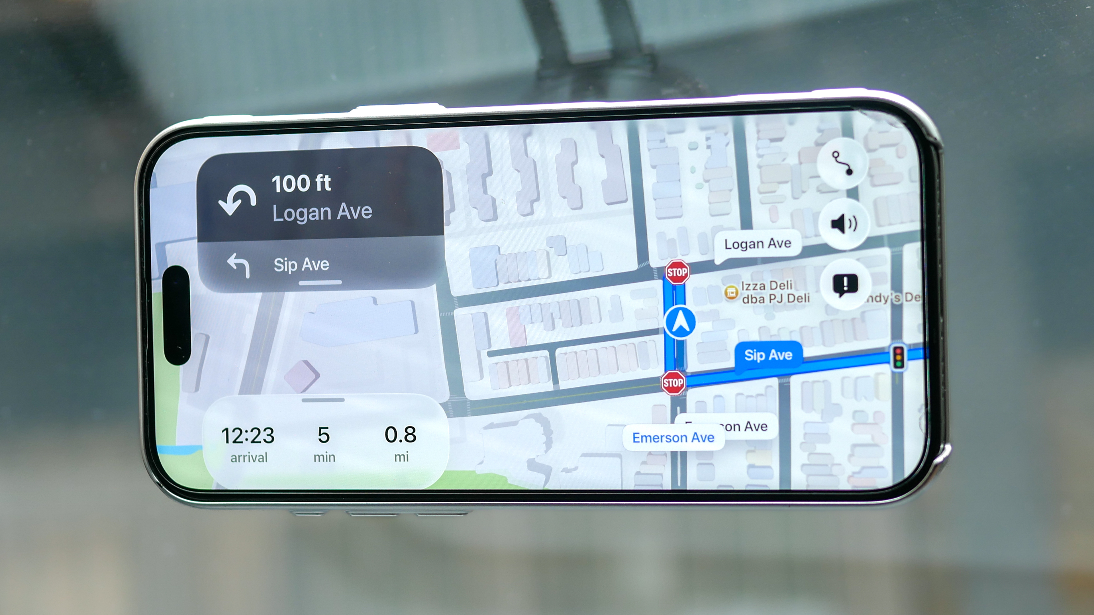 Waze vs Apple Maps.