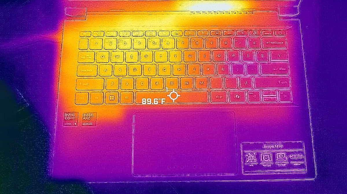Picture taken with a thermal camera that shows that the Acer Aspire 14 AI gets hotter on the left side than on the right.