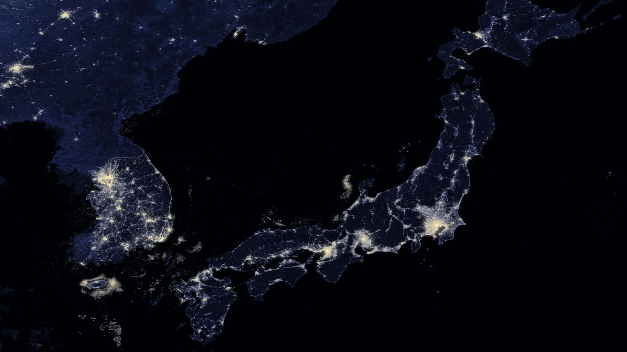 日本の空で明るい火球が爆発し、夜を昼に変える様子をご覧ください（動画）
