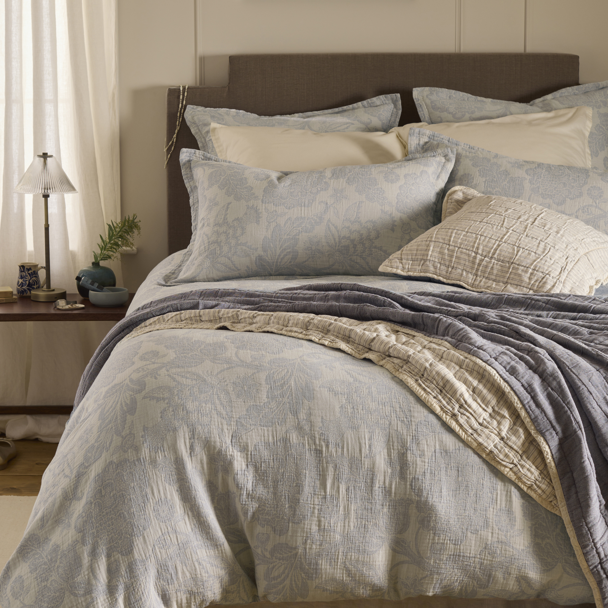 Secret Linen Store Matilda Jacquard 100% Cotton Bed Linen