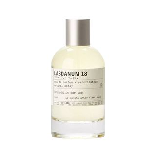 ScWkFzUqALyWM7ygtDMPpH-320-80 5 أفضل العطور لابدانوم لتتميز ببرودة دون عناء