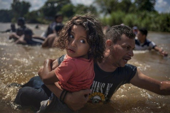 Image: Adrees Latif (Reuters)