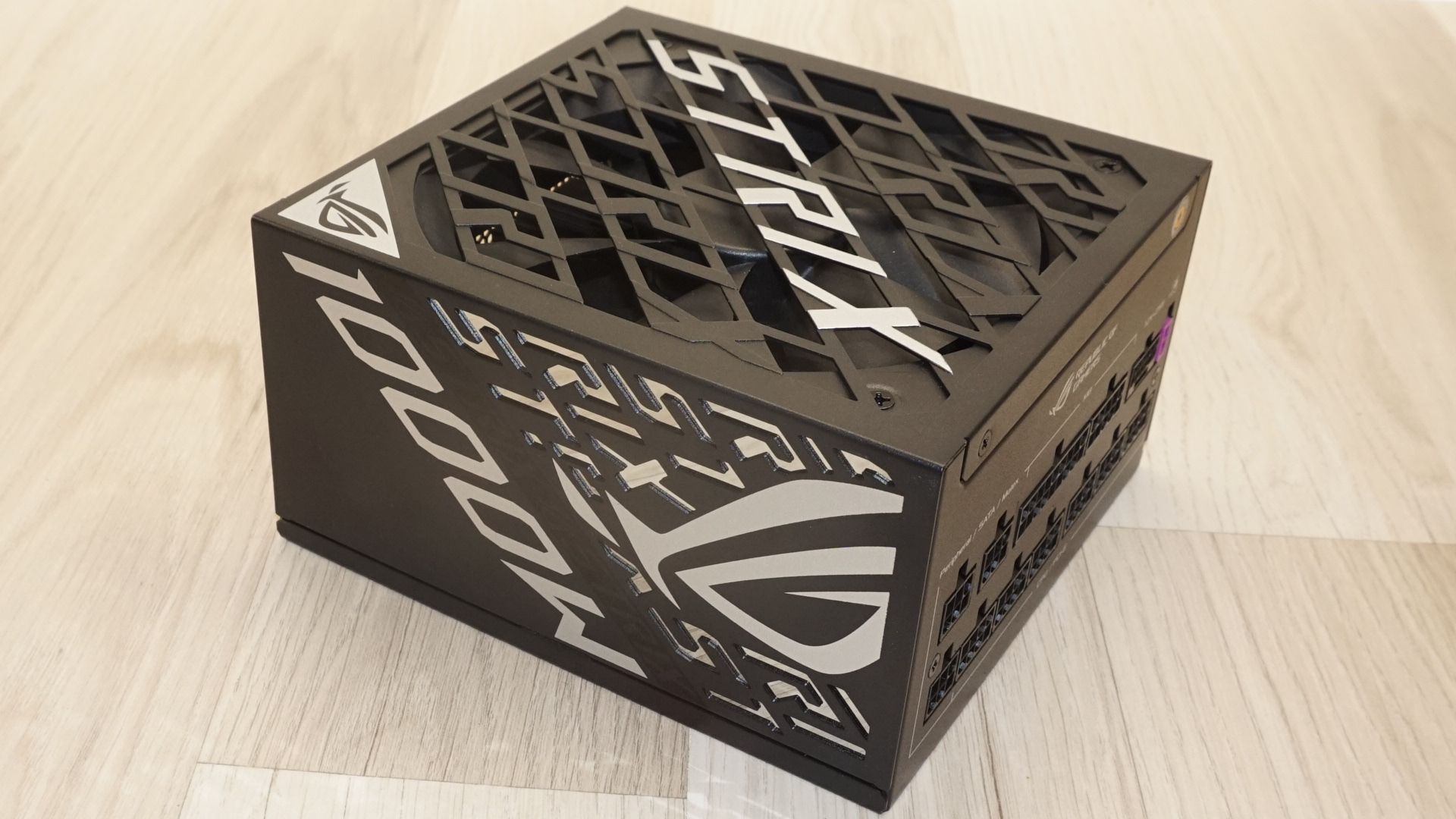 Asus ROG Strix 1000W Platinum PSU