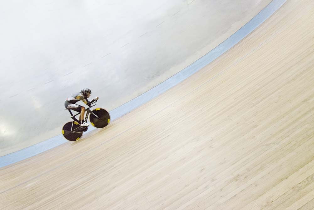 Thomas Dekker shows off his aero bike position
