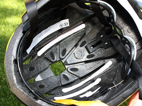 Channels in the shell are specially designed to help funnel water to the outer reaches of your noggin.