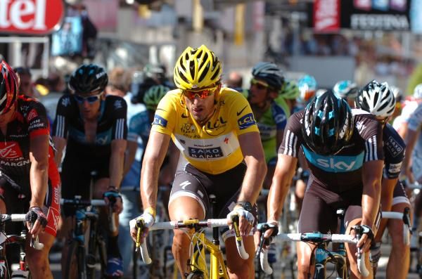 Fabian Cancellara (Saxo Bank) crosses the line.