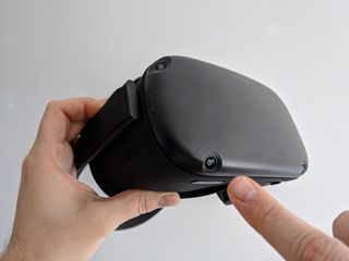 Pointing to Oculus Quest camera