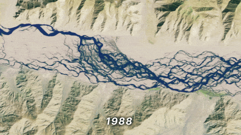 Rekaman video berulang yang menunjukkan bagaimana saluran Yarlung Zangbo berubah dari tahun ke tahun sejak tahun 1990an